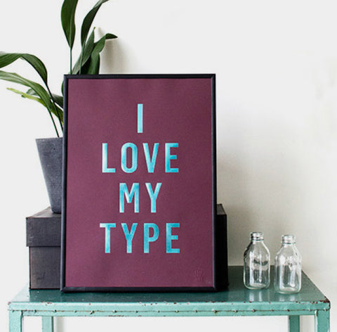 I LOVE MY TYPE – Limited edition (burgundy)